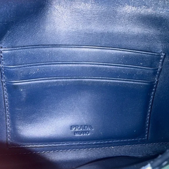 Prada Envelope Wallet in Blue Leather Flawed Gem 💎 - Picture 5 of 17